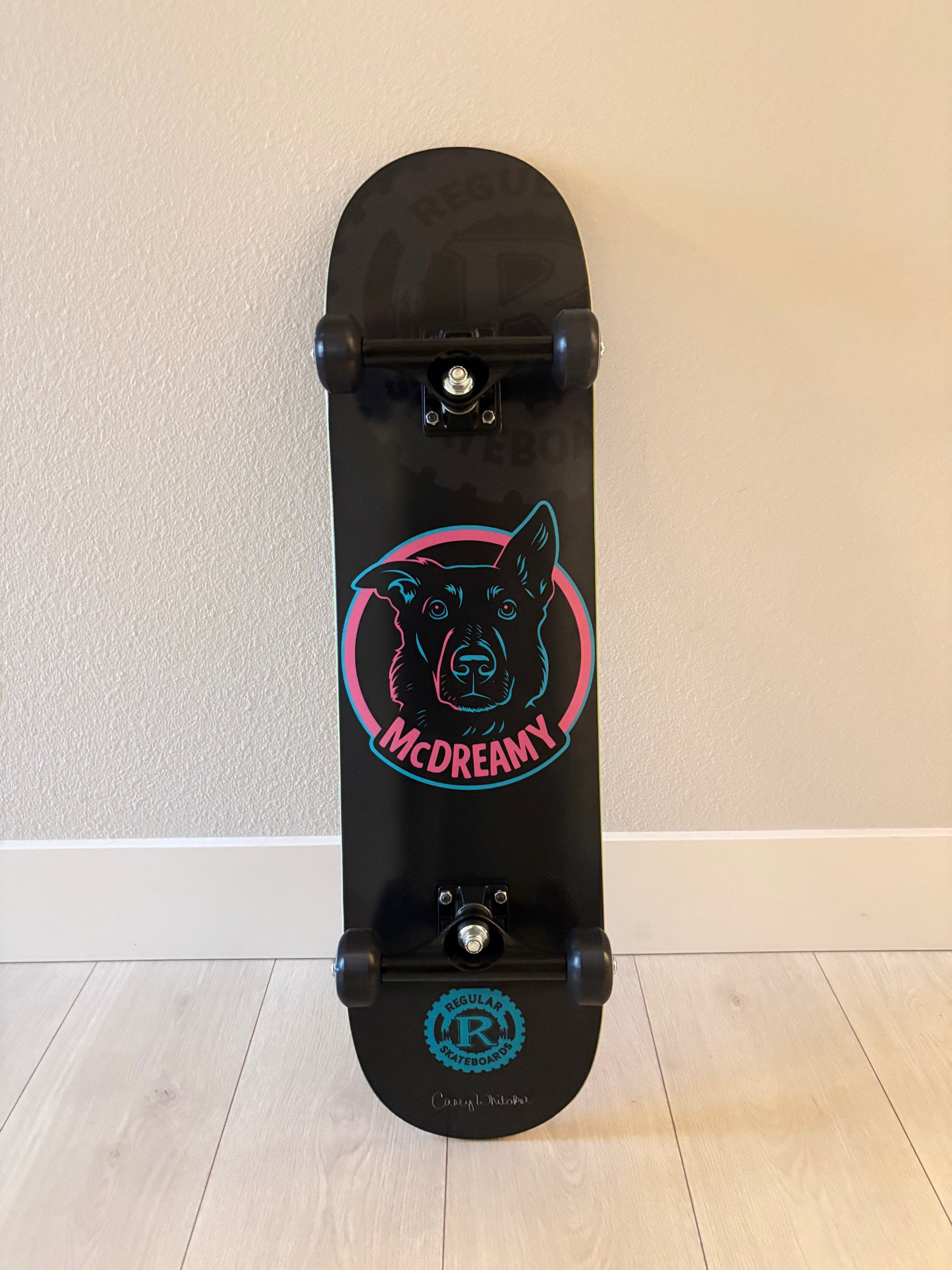 Regular Skateboards - Black McDreamy
